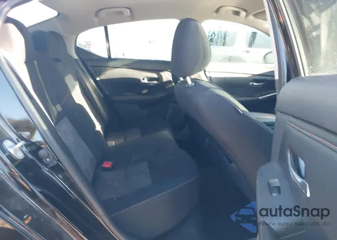 2021 Nissan Sentra Sr Xtronic Cvt z USA, uszkodzony, nr VIN 3N1AB8DV4MY291569